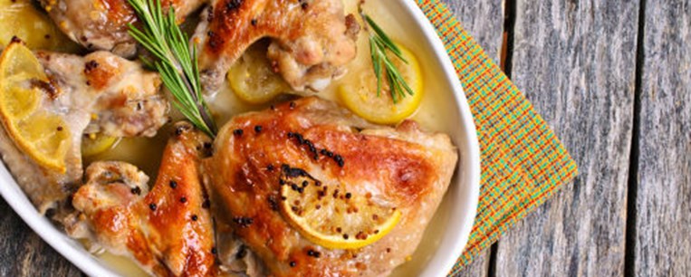 Κοτόπουλο και πατάτες στο φούρνο με μέλι και μουστάρδα