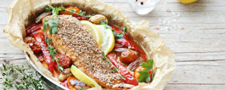 Ψάρια με λαχανικά στο φούρνο 